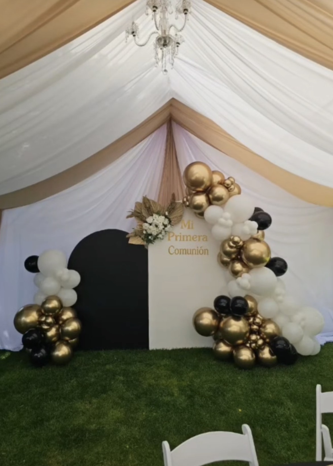 Mi Primera Comunión backdrop